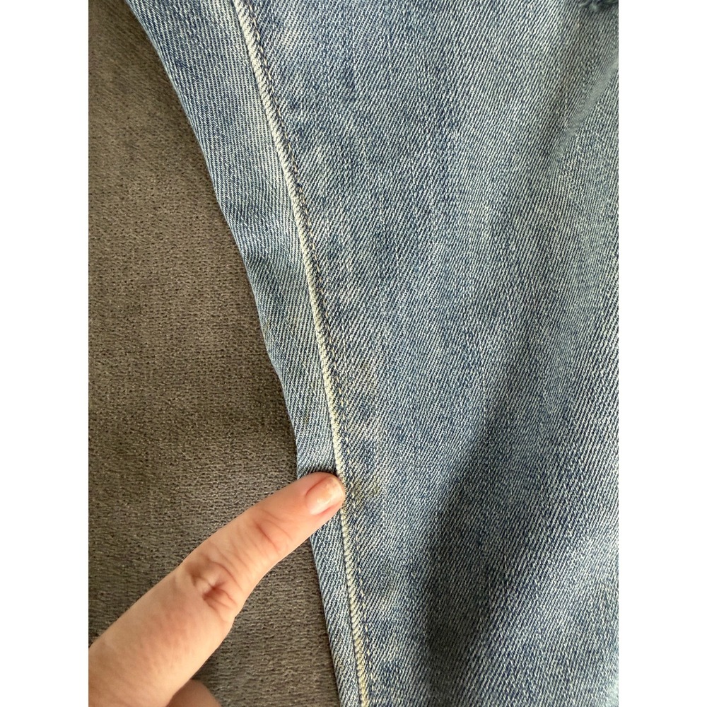 Levis 711 Skinny Jeans Womens 24W Light Wash Distressed Denim Casual Normcore - Picture 9 of 10